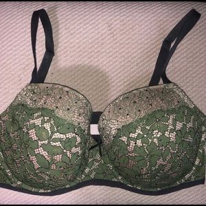 Victoria’s Secret Dream Angels Lined Demi 36DDD